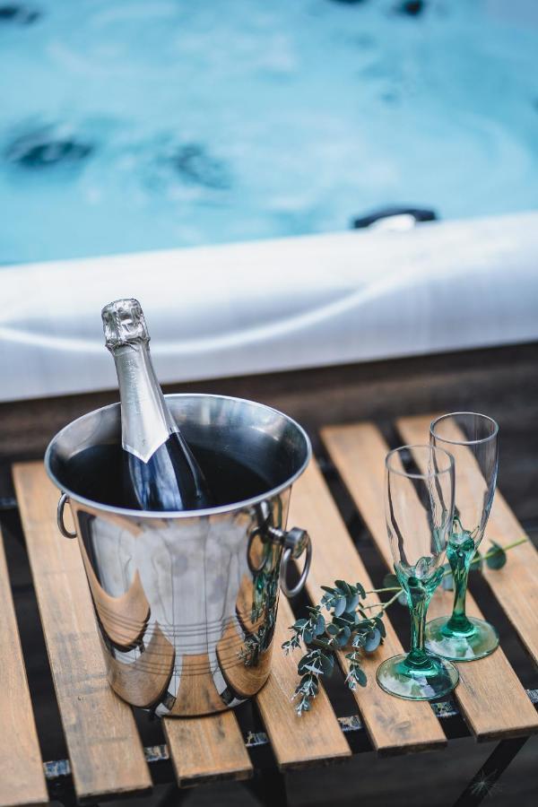 O Rethel Jacuzzi, Gite Ardennes Ngoại thất bức ảnh